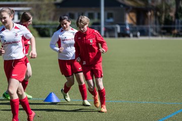 Bild 16 - wCJ Germania Schnelsen - Walddoerfer SV : Ergebnis: 0:6